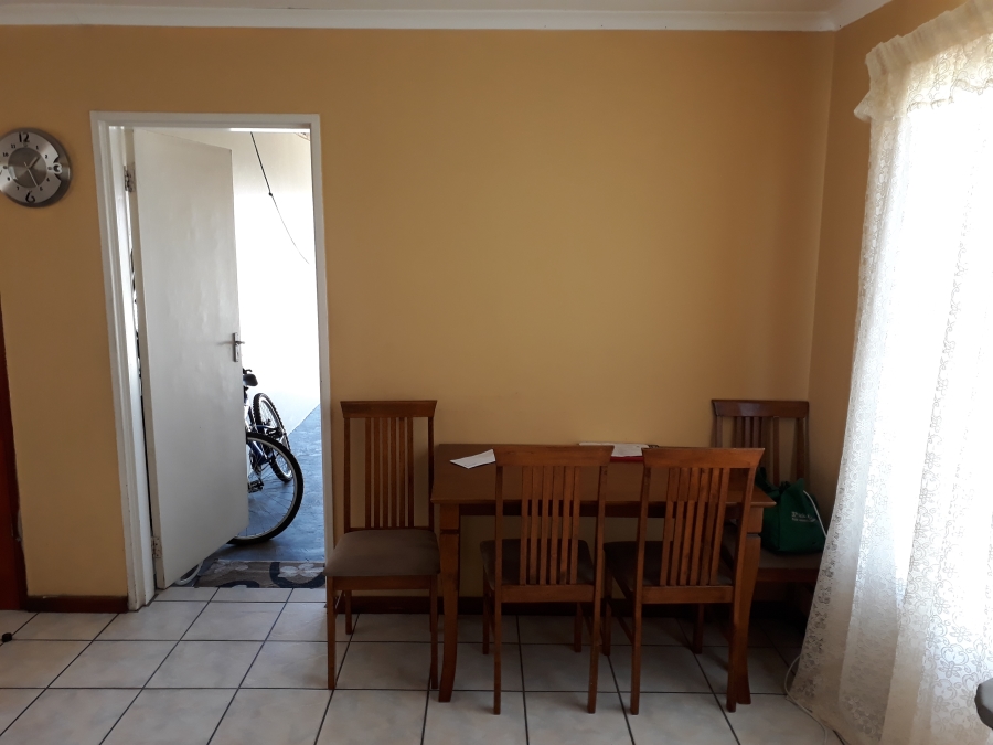 To Let 3 Bedroom Property for Rent in Amalinda Eastern Cape